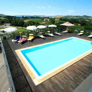 Grand 4*, Forlì Italië